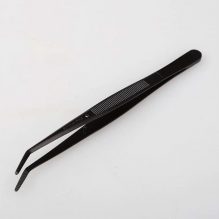 Tweezers