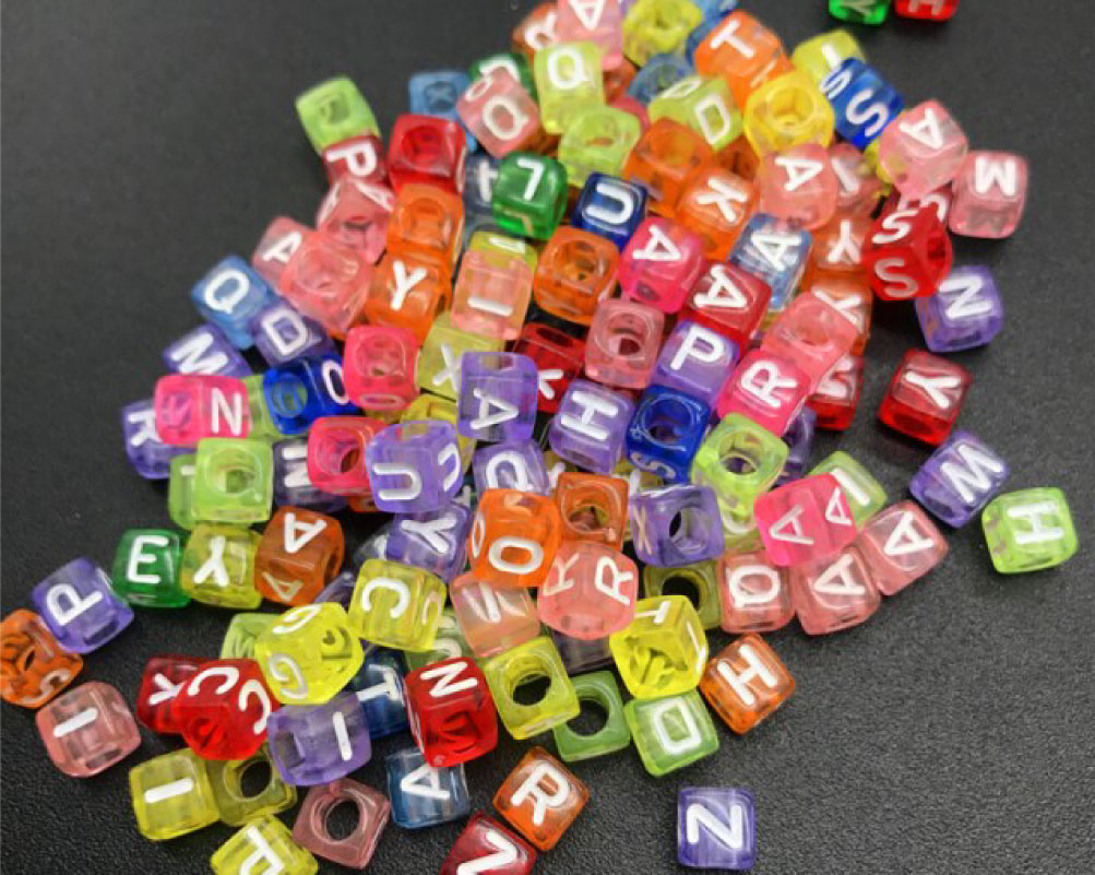 Acrylic Beads With Multicolored Letters Of The Alphabet In The Shape Of A Cube - Image 3
