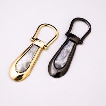 High-quality Medal Acessory for the side of a classic bag