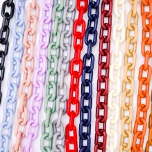 Plastic chain 2.5cm