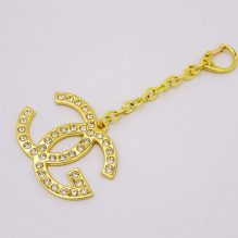 High-quality metal moon-shaped keychain