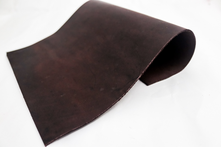 Genuine Cow Leather – Thickness 1.5 to 2 mm - Diqqa