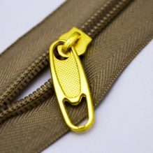 5mm Plastic Gold Familiar Zipper Slider