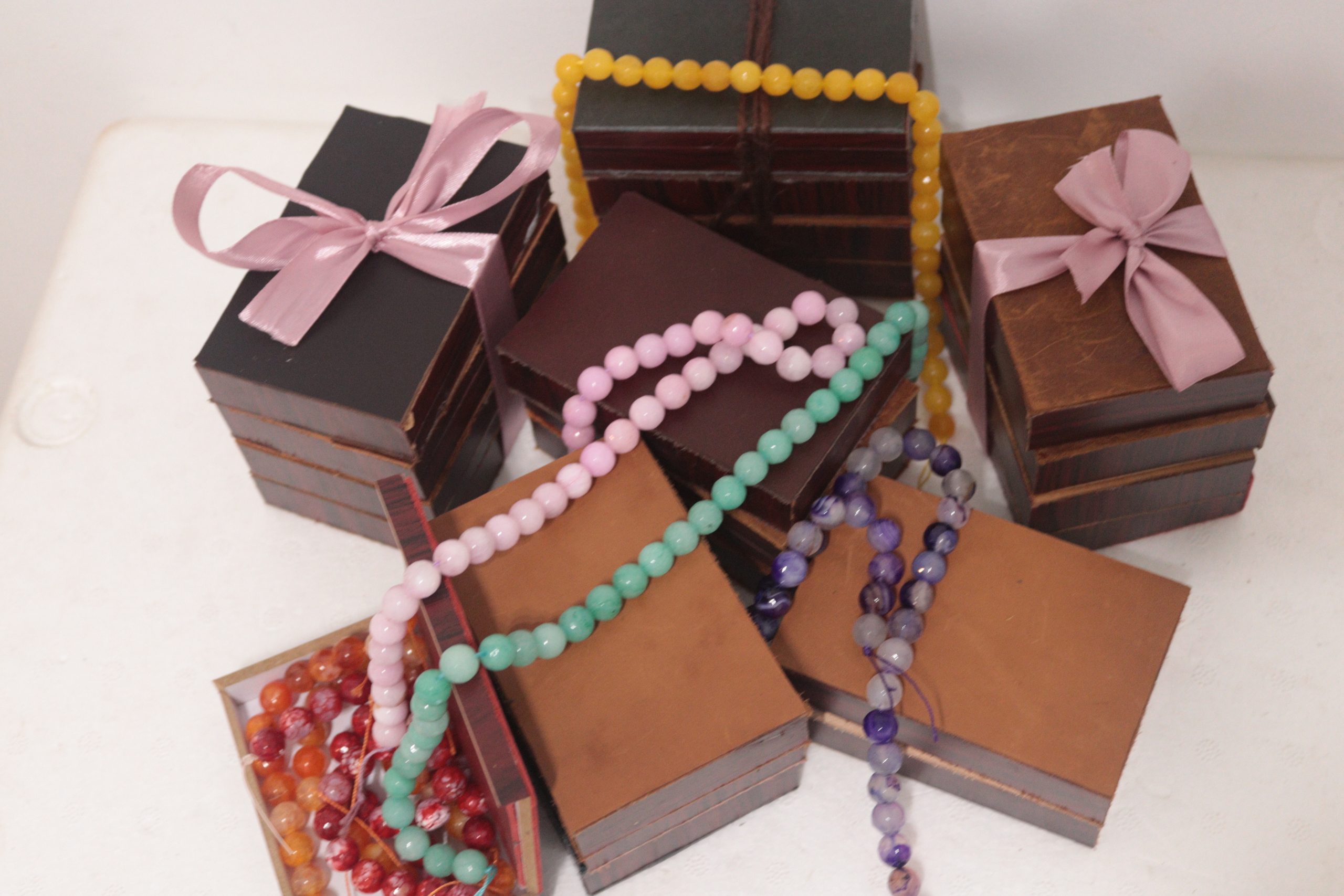 Wooden Gift Box Set Covered with Genuine Leather - Set of 5 Pieces - Image 3