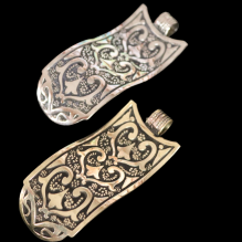 Clog pendant
