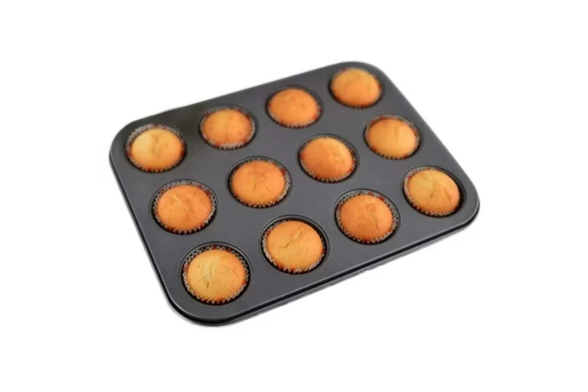 12 Cups Metal Nonstick Cupcake Baking Mold - Image 3