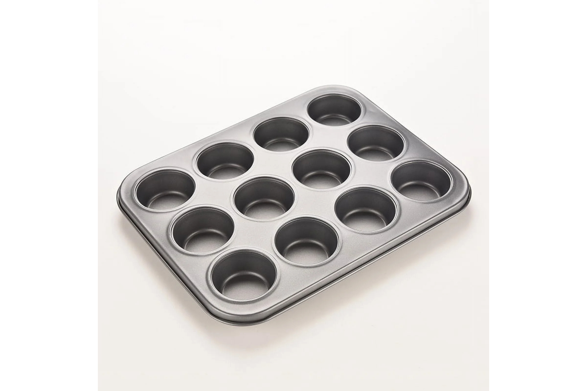 12 Cups Metal Nonstick Cupcake Baking Mold