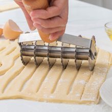 Stainless Steel Pizza Cutting Wheel and Dough Scraper