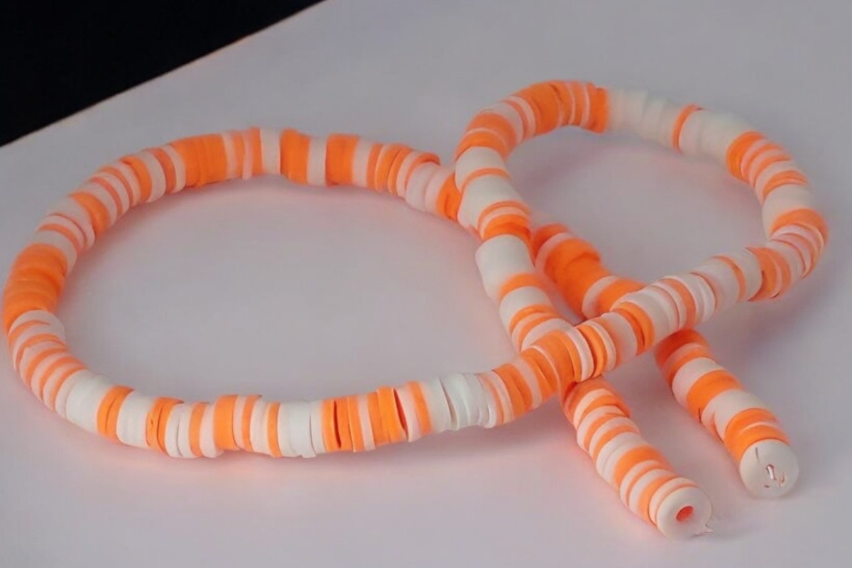 Multi-Colored Flat Beads - 6mm - Image 7
