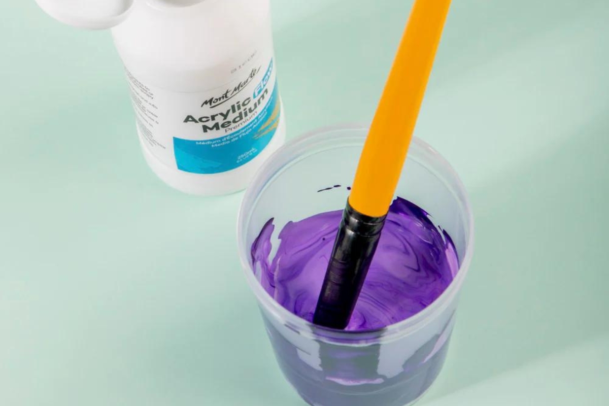 Mont Marte Acrylic Flow Medium Premium 250ml - Image 5