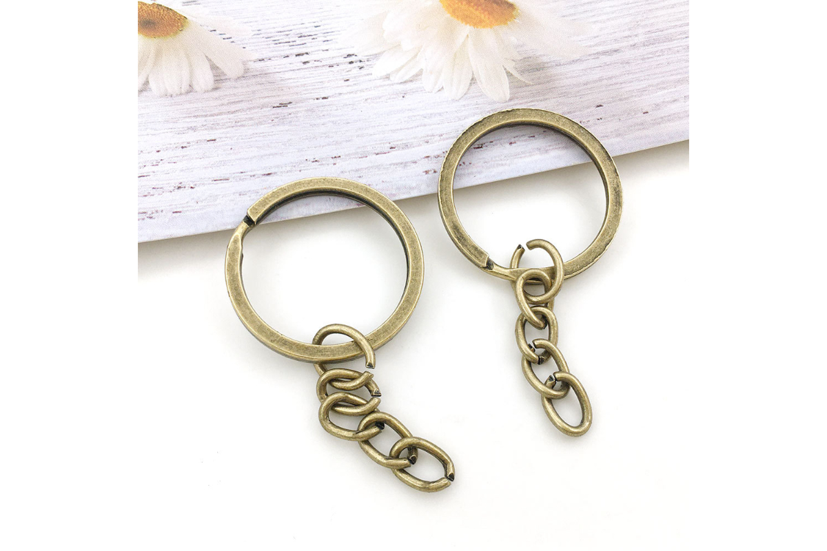 Metal Keyrings with Small Chain - Image 4
