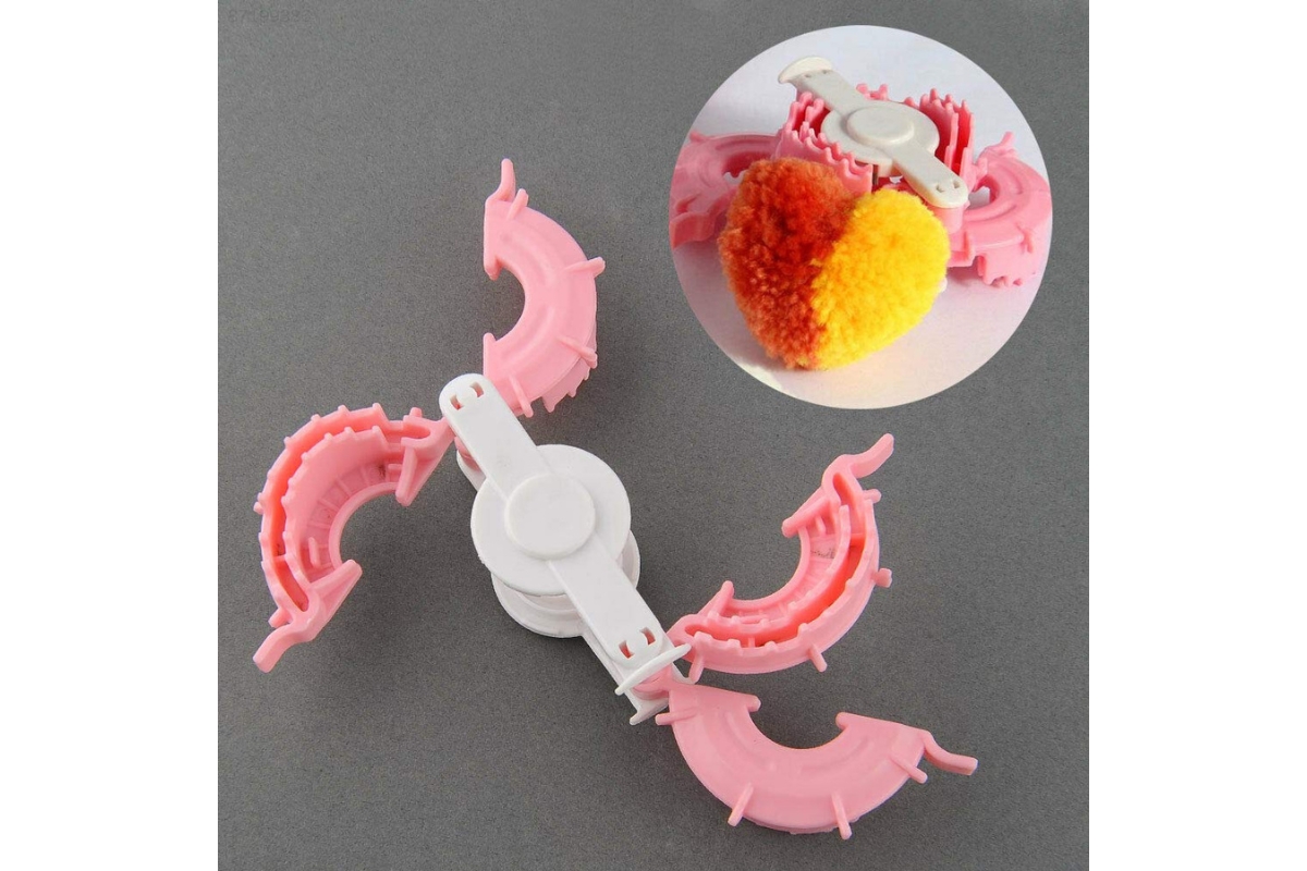 Heart Pom Pom Maker – Fluff Ball Weaver Set - Image 3