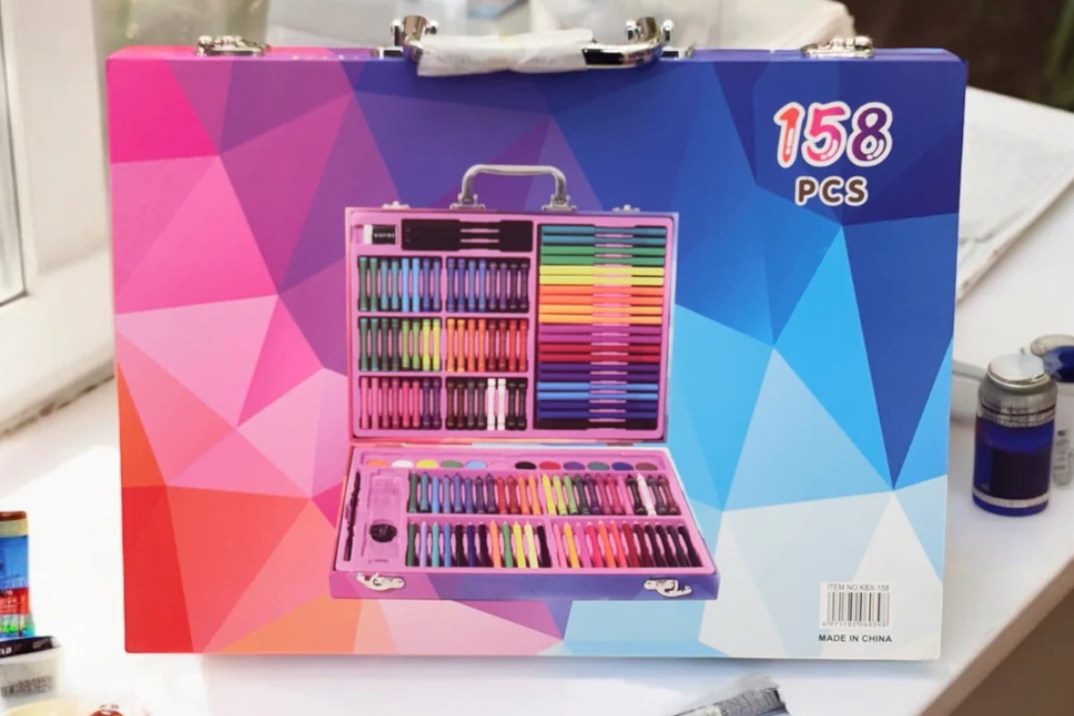 Rainbow Color Kit - 158 Pieces