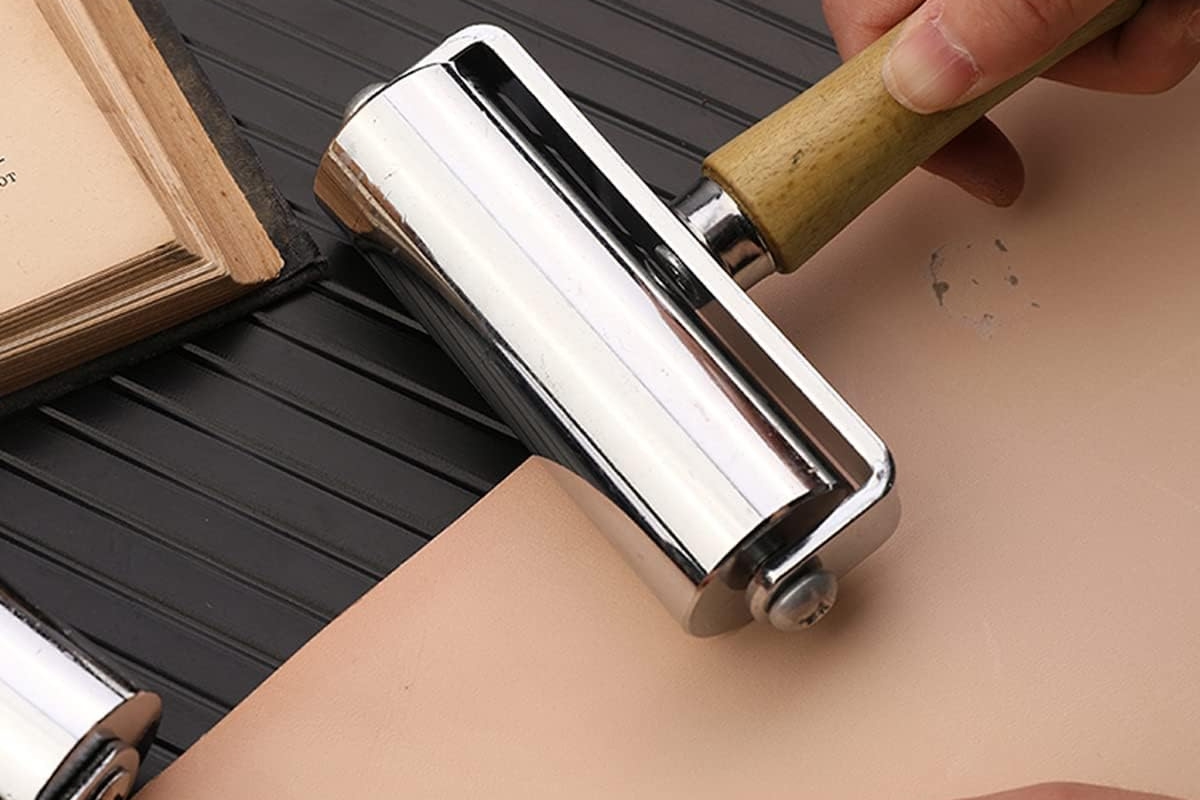 Handheld Leather Roller Tool - 120mm - Image 4