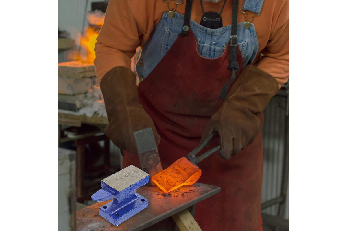High-Quality Mini Anvil - Perfect for Craft and Metalwork - Image 7