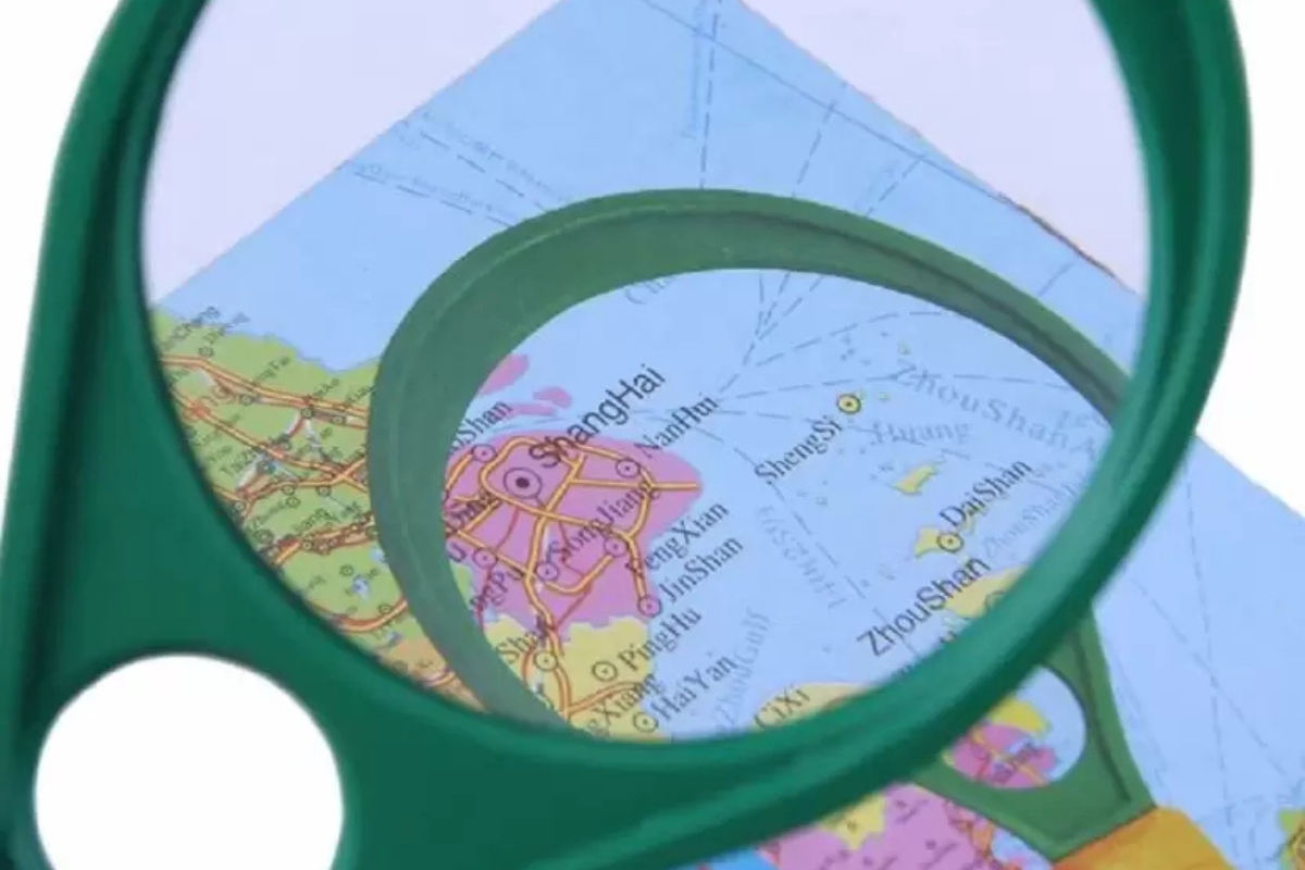 Handheld Magnifying Glass 90mm with 3X & 6X Magnification - Image 3