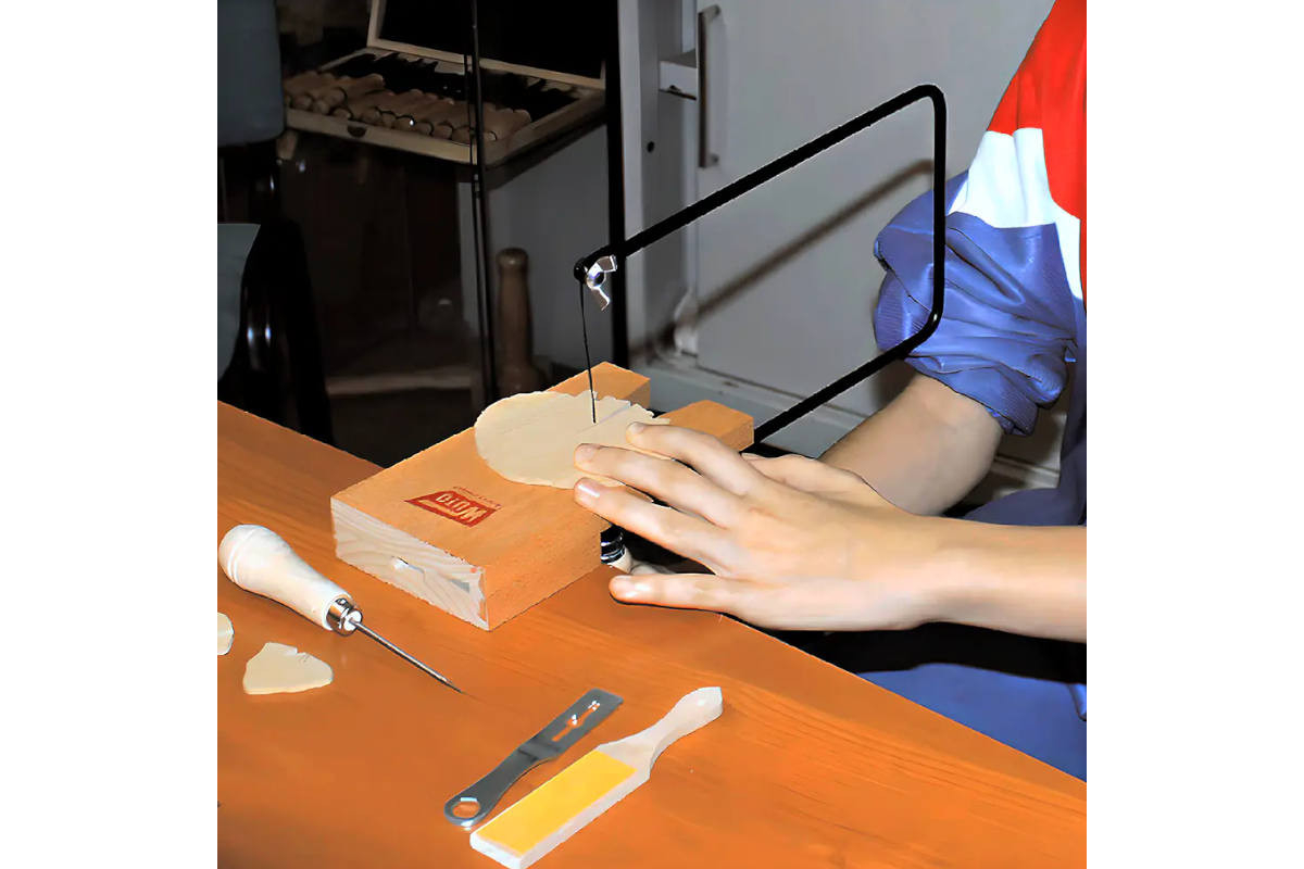 30cm High-Quality Handheld Coping Saw for Marquetry (Jeweler) - Image 3